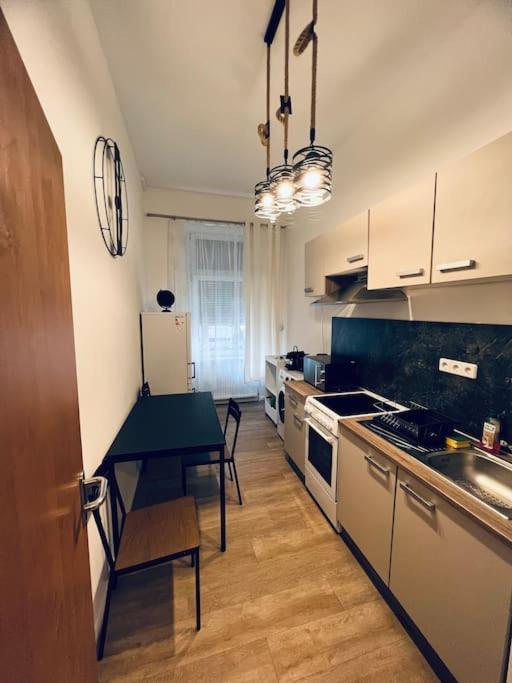 Gemutliches, Neues 2. Am Ufer Appartement *